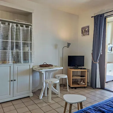 Le Grand Large-6 By Interhome