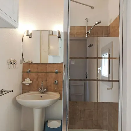 Apartment Le Grand Large-6 By Interhome
